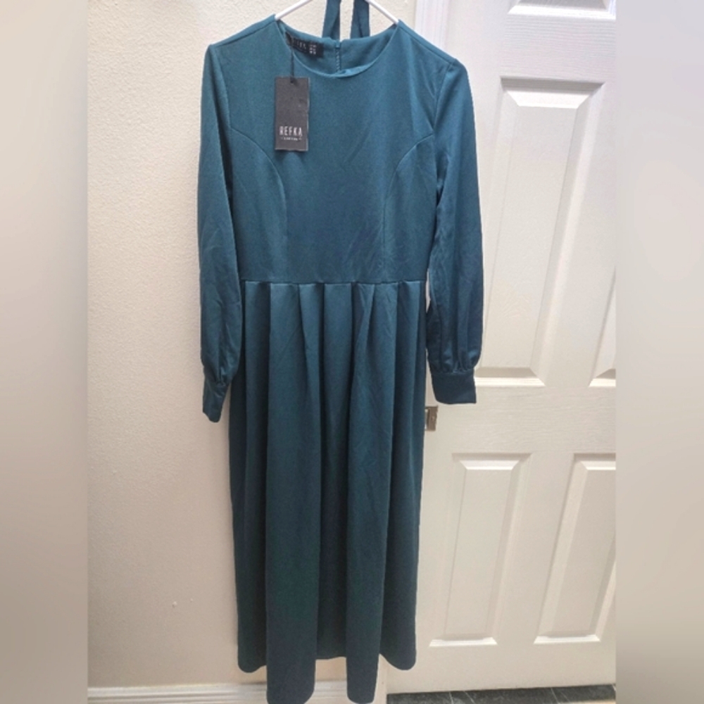 Turkish Refka Green Long Sleeve Dress - Picture 3 of 10